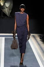 ランバン 2025年秋冬コレクション - ピーター・コッピングのデビューショー、現代生活のシックさ｜写真3