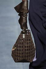 ランバン 2025年秋冬コレクション - ピーター・コッピングのデビューショー、現代生活のシックさ｜写真4