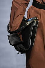 ランバン 2025年秋冬コレクション - ピーター・コッピングのデビューショー、現代生活のシックさ｜写真31