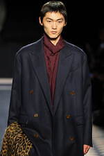 ランバン 2025年秋冬コレクション - ピーター・コッピングのデビューショー、現代生活のシックさ｜写真55