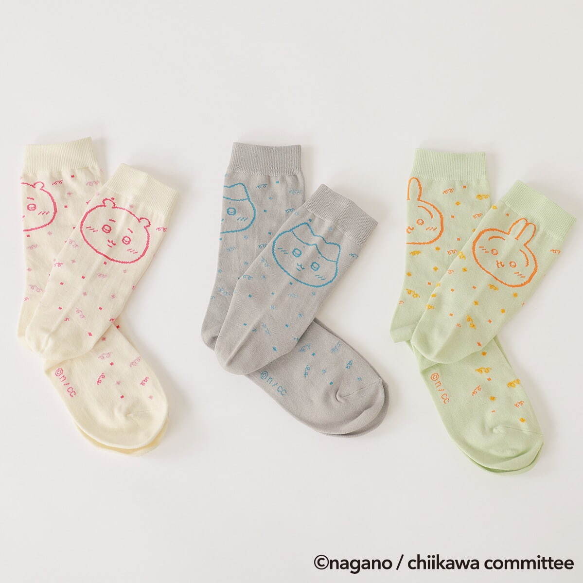 ちいかわ×タビオ、“ちいかわ・ハチワレ・うさぎ”刺繍入りリブソックス＆バイカラー靴下など｜写真7