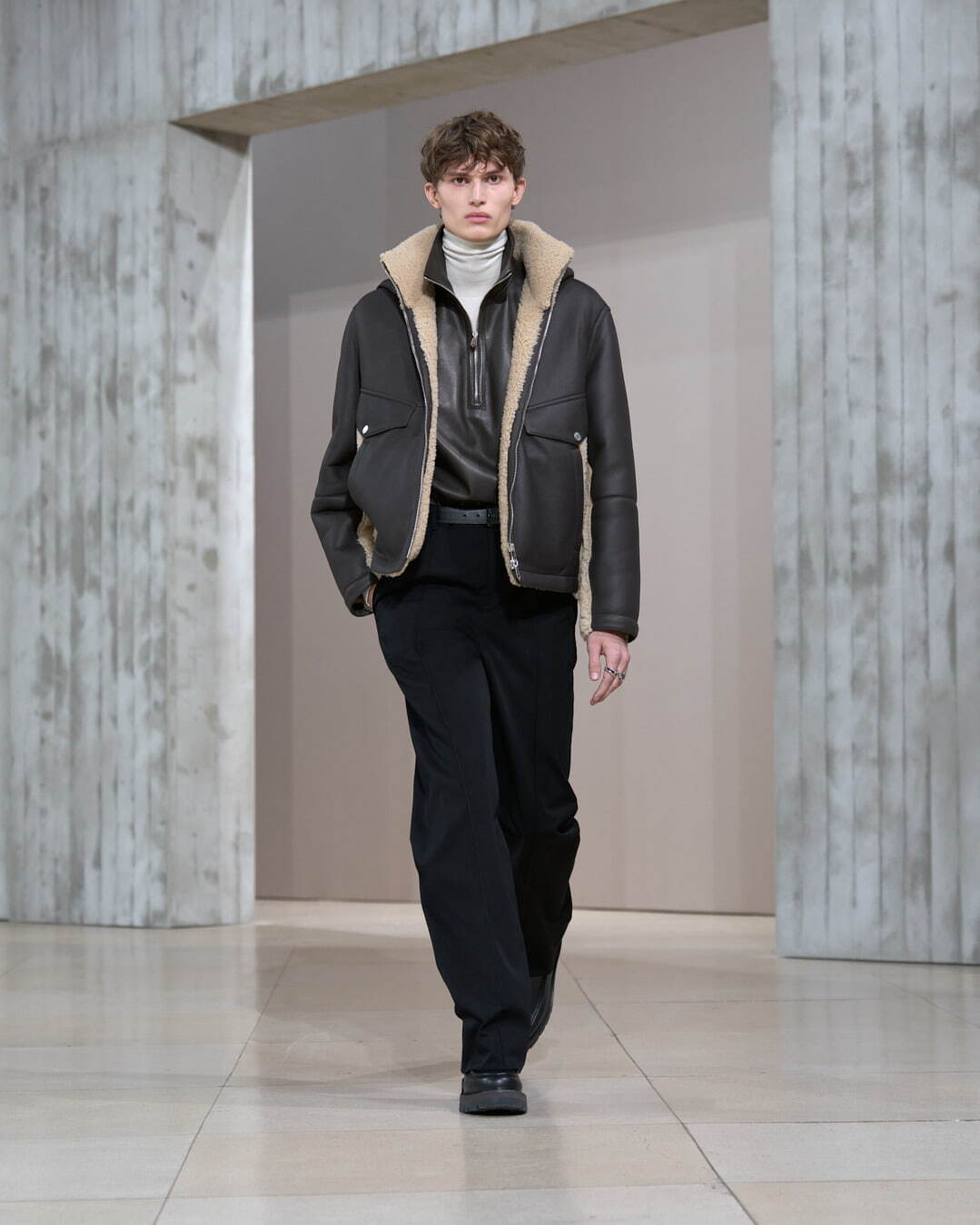 新作♪25ss【 HERMES 】Veste smoking ウール ジャケット Esquire Examines: Hermès AW25 Menswear