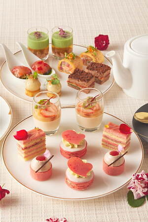 ウェスティンホテル横浜のバレンタインアフタヌーンティー、苺×ショコラのタルトやハートチョコ入りパフェ|写真6