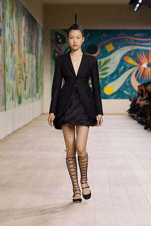 ディオール オートクチュール(DIOR  Haute Couture) 2025年春夏ウィメンズコレクション  - 写真3