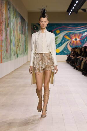 ディオール オートクチュール(DIOR  Haute Couture) 2025年春夏ウィメンズコレクション  - 写真10