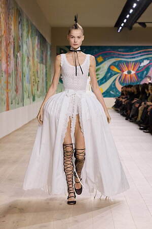 ディオール オートクチュール(DIOR  Haute Couture) 2025年春夏ウィメンズコレクション  - 写真15