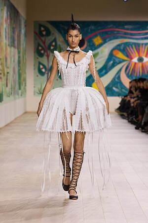ディオール オートクチュール(DIOR  Haute Couture) 2025年春夏ウィメンズコレクション  - 写真16