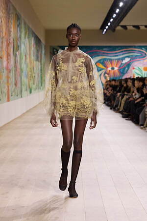 ディオール オートクチュール(DIOR  Haute Couture) 2025年春夏ウィメンズコレクション  - 写真28