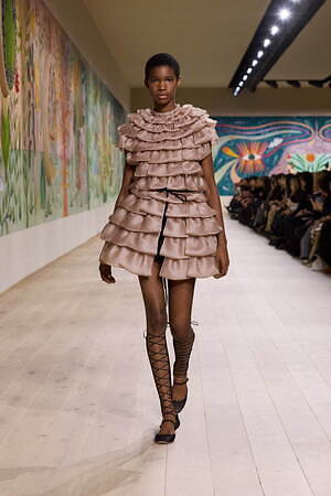 ディオール オートクチュール(DIOR  Haute Couture) 2025年春夏ウィメンズコレクション  - 写真45