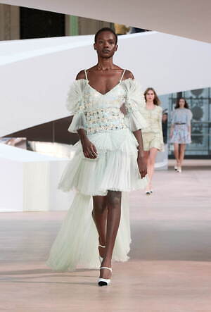 シャネル オートクチュール(CHANEL  Haute Couture) 2025年春夏ウィメンズコレクション  - 写真23