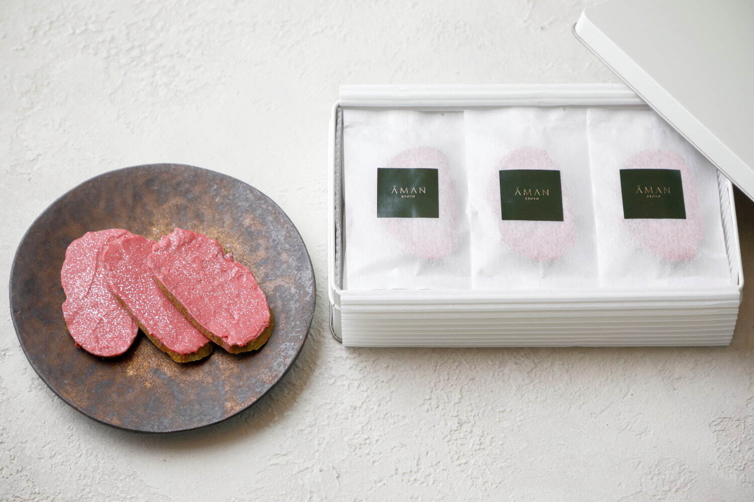 アマン京都“四季の葉”を表現したホワイトデーチョコレート、上賀茂の苺など京素材フレーバーで｜写真3