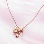 4℃の桜ジュエリー、“花びら舞う”ローズクォーツネックレスや“夜桜”ピアスなど｜写真13