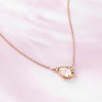 4℃の桜ジュエリー、“花びら舞う”ローズクォーツネックレスや“夜桜”ピアスなど｜写真9