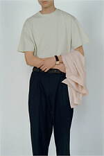 フジ 2025年春夏コレクション、旅の心地良くリラックスしたムードを表現｜写真2