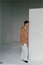 フジ 2025年春夏コレクション、旅の心地良くリラックスしたムードを表現｜写真10