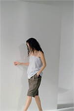 フジ 2025年春夏コレクション、旅の心地良くリラックスしたムードを表現｜写真30