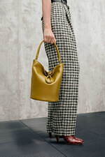 ボッテガ・ヴェネタ(BOTTEGA VENETA) リベルタ｜写真10