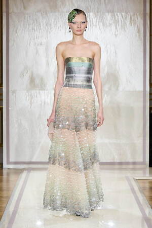 ジョルジオ アルマーニ プリヴェ(GIORGIO ARMANI PRIVÉ) 2025年春夏ウィメンズコレクション  - 写真52