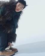 UGG & sacaiのローファー＆ブーツ、もこもこシアリングでボリュームアップ｜写真3