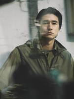 ミズノ×マーガレット・ハウエル、撥水ナイロンのロングコート＆アースカラーの新色スニーカー｜写真17