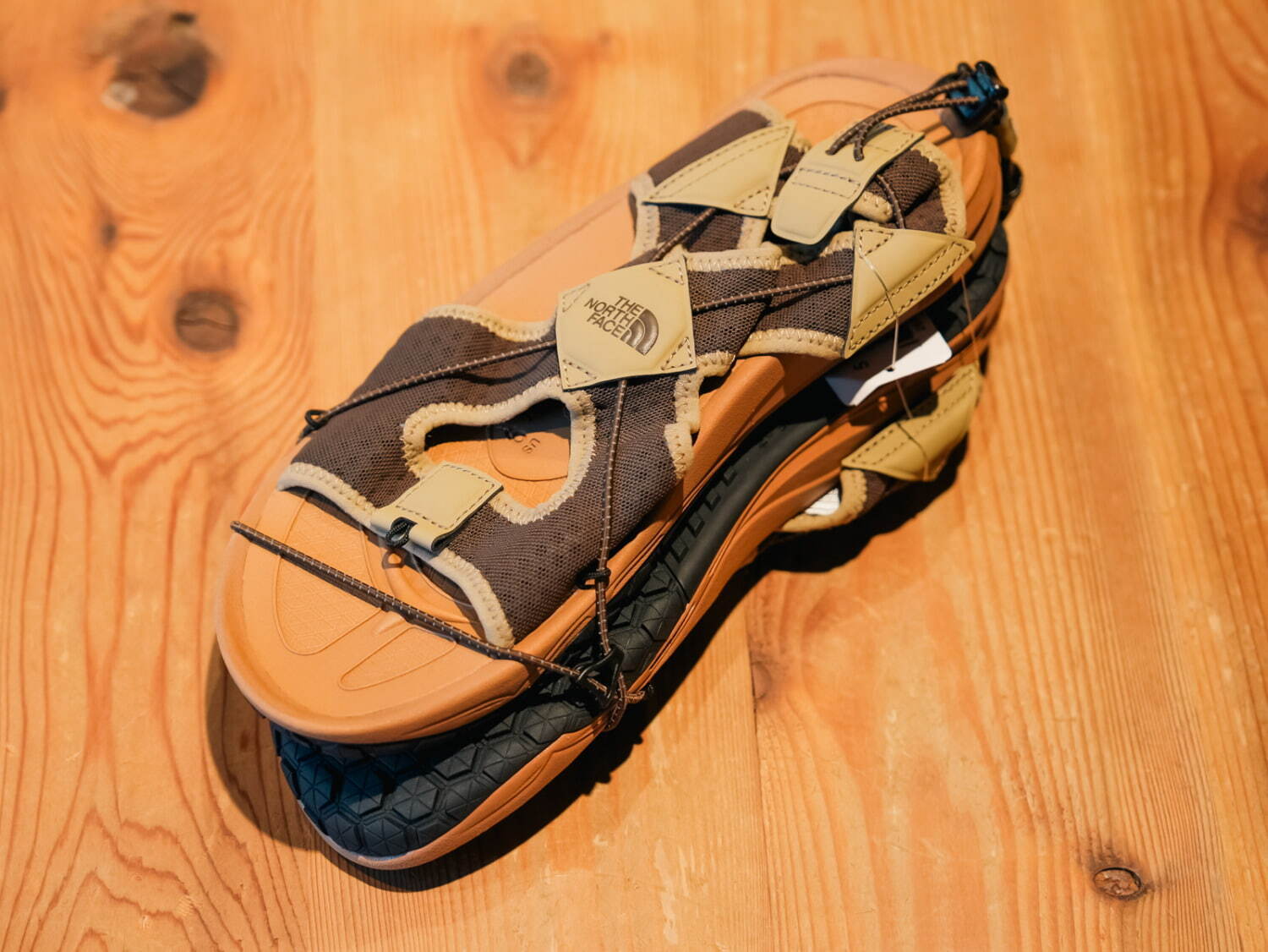 ザ・ノース・フェイス(THE NORTH FACE) ホットショット｜写真14