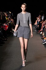 アレキサンダー ワン 2015年春夏コレクション - スニーカーは靴でなくなる｜写真28