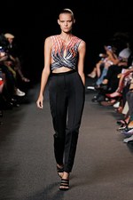 アレキサンダー ワン 2015年春夏コレクション - スニーカーは靴でなくなる｜写真41