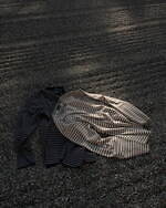 ナナミカ×バトナー、ニット地のダウンカーディガン＆ボーダーTシャツ｜写真9