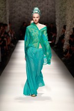 ミッソーニ 2015年春夏コレクション - 羽のように軽やかな洋服で表現する、“生きる喜び”｜写真16