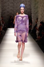 ミッソーニ 2015年春夏コレクション - 羽のように軽やかな洋服で表現する、“生きる喜び”｜写真20