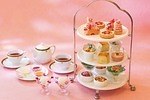 帝国ホテル 東京「いちご×花」アフタヌーンティー、“桜香る”苺モンブランなど春色スイーツ