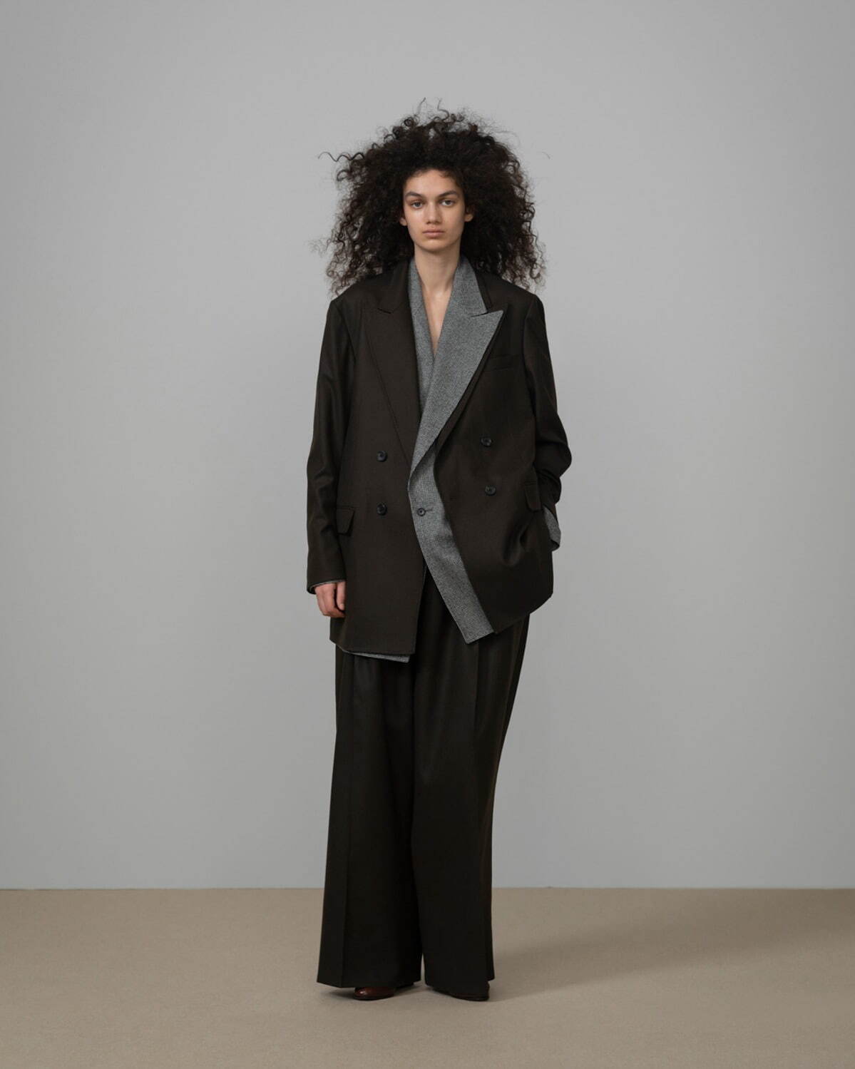 レインメーカー(RAINMAKER) 2025-26年秋冬ウィメンズ&メンズコレクション  - 写真12