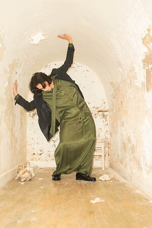 サルバム(sulvam) 2025-26年秋冬ウィメンズ&メンズコレクション  - 写真1