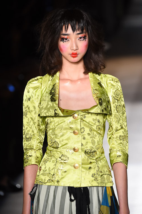 ヴィヴィアン・ウエストウッド ゴールドレーベル(Vivienne Westwood Gold Label) 2015年春夏ウィメンズコレクション  - 写真43