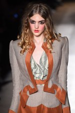 ヴィヴィアン・ウエストウッド ゴールドレーベル 2015年春夏コレクション - 次世代の子供達に捧ぐ｜写真48