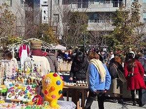 「渋谷蚤の市」東京・渋谷ガーデンタワー屋外広場で、各国のヴィンテージ＆アンティークなど約70店舗｜写真26