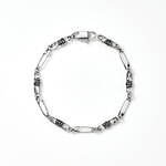 ジャスティン デイビス“安全ピン×王冠”モチーフのブレスレット、ゴールド＆シルバー｜写真1