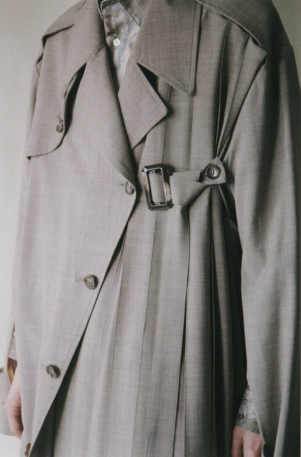 ミカゲ シン(MIKAGE SHIN) 2025-26年秋冬ウィメンズ&メンズコレクション  - 写真5