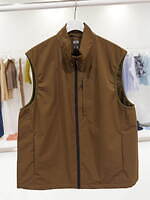 ユニクロ25年春夏新作、明るく“サニー”なコットンギャザーミニワンピ＆花柄オープンカラーシャツ｜写真23