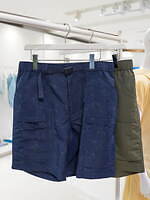 ユニクロ25年春夏新作、明るく“サニー”なコットンギャザーミニワンピ＆花柄オープンカラーシャツ｜写真22