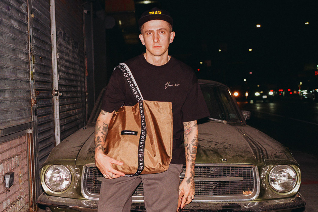 カゴバッグ｜チャリアンドコー×ラミダスのコラボバッグ、リフレクターネーム入りの2WAYトート