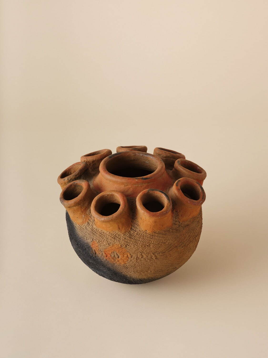 酒壺 ウガンダ 国立民族学博物館所蔵