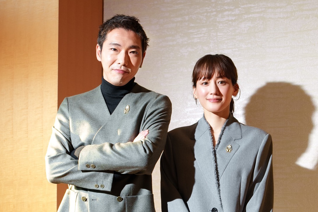 綾瀬はるか＆柄本佑「家族の絆を感じる瞬間」とは？“愛”がテーマの映画『野生の島のロズ』で吹替担当