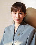 綾瀬はるか, 柄本佑 インタビュー｜写真6