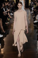 ステラ マッカートニー 2015年夏コレクション - 夏の高揚感をエフォートレスに纏って｜写真18