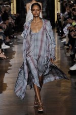 ステラ マッカートニー 2015年夏コレクション - 夏の高揚感をエフォートレスに纏って｜写真25