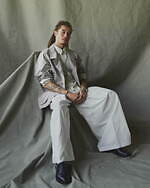 イレニサ 2025年秋冬コレクション - 端正な佇まいに溶けこむ、軽やかさと柔らかさ｜写真19