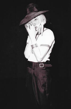 レー(LEH) 2025年春夏ウィメンズ&メンズコレクション  - 写真2