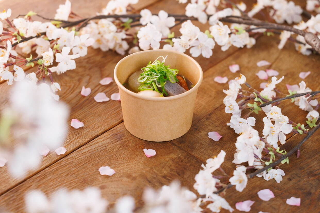 京都・二条城×ネイキッドの桜アートイベント、夜桜ライトアップと楽しむ花見ピクニック＆飲食屋台｜写真16