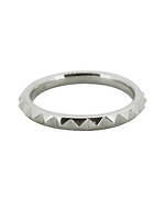 イー・エム“ヨーロッパの街並み”着想25年春夏ジュエリー、スタッズやダイヤ煌めくシルバーリングなど｜写真36